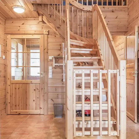 Holiday home Kuerkartano 1-onni By Interhome Akaslompolo